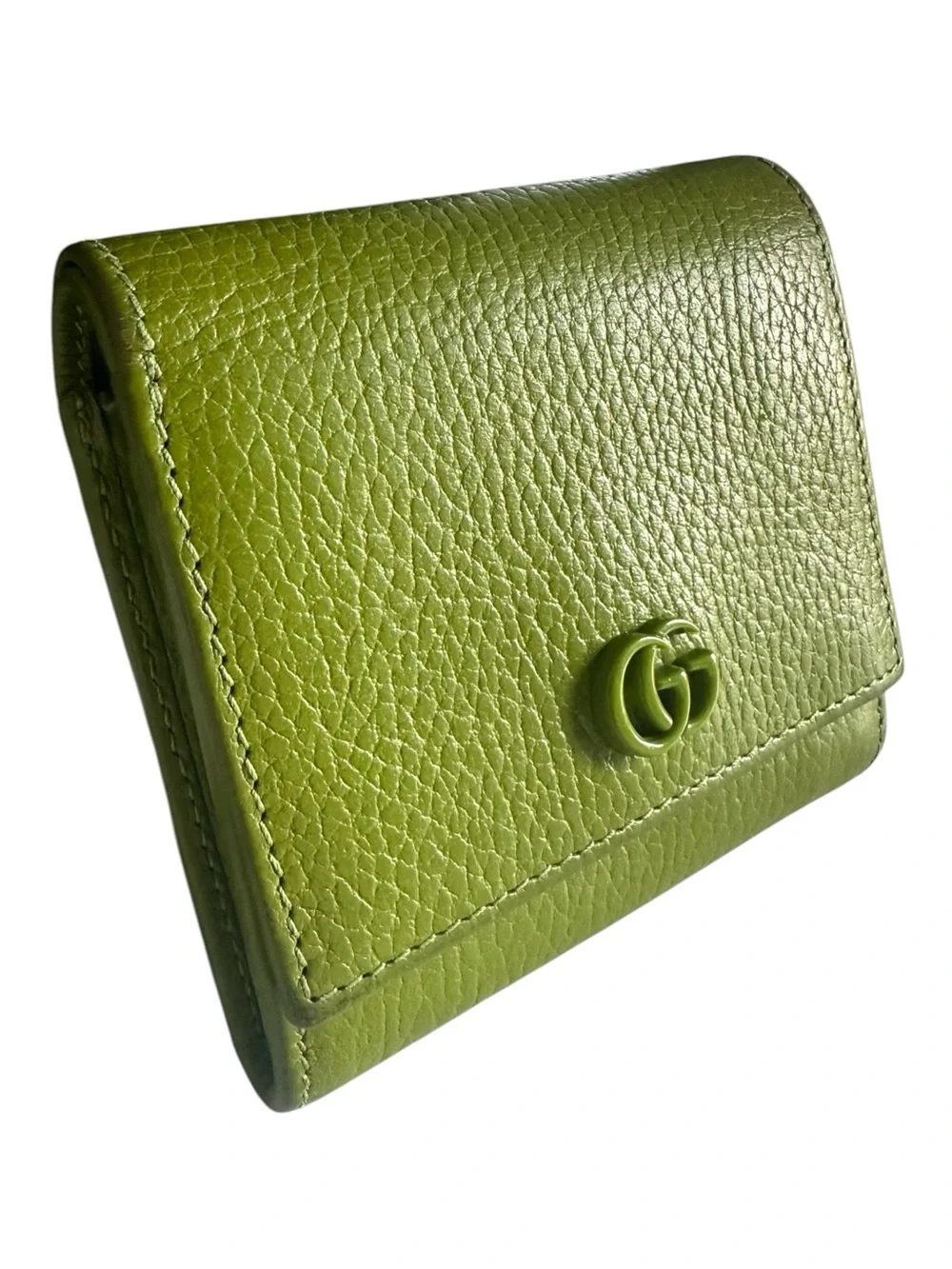 Authentic Gucci GG Marmont Lime Green Pebbled Leather Compact Wallet